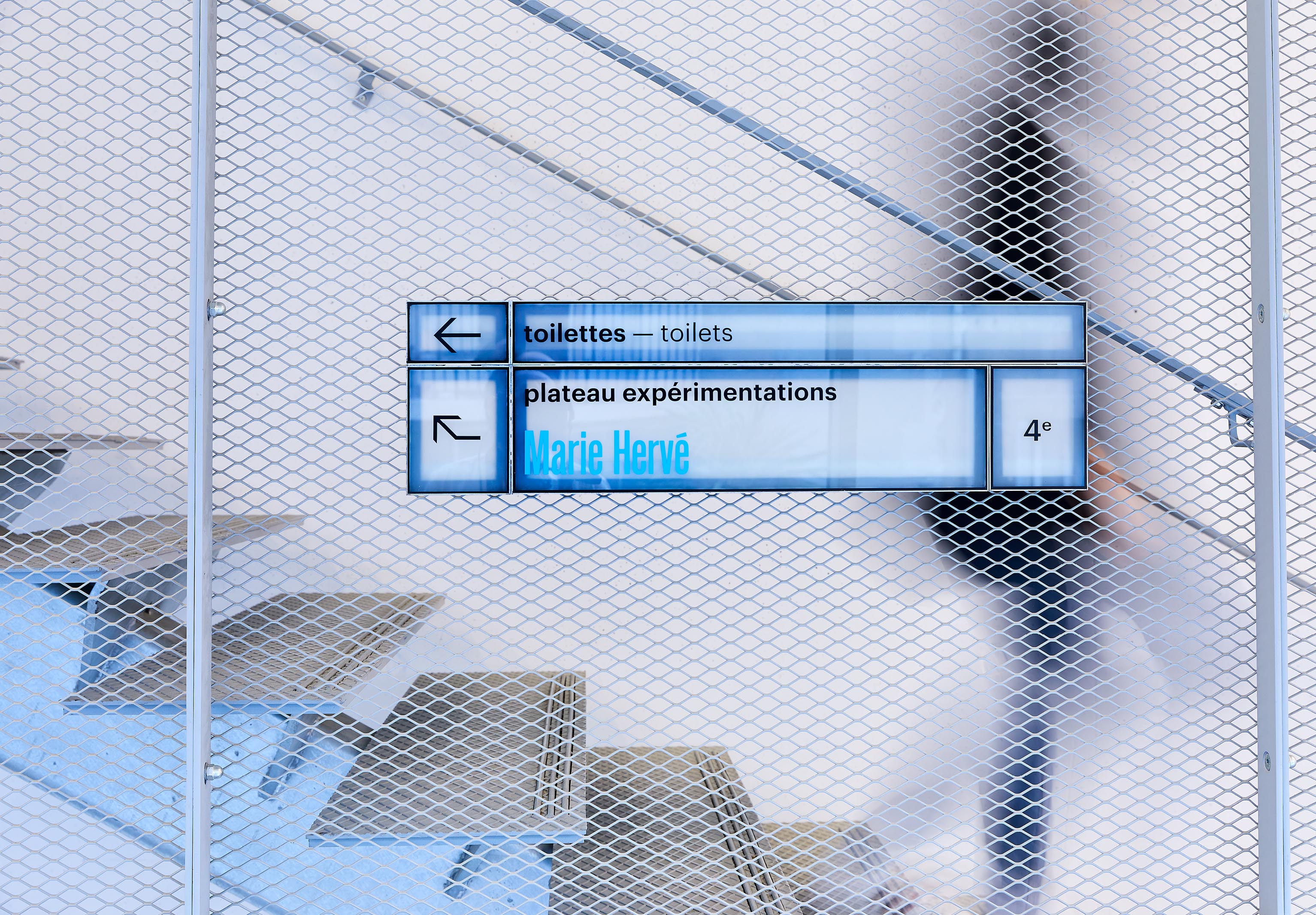 Panneau de verre de signalétique